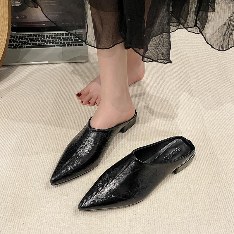 Spring 2025 Korean Style Low Heel Flat Bottom Pointed Toe Women's Outdoor Wear Mule Slippers Soft Rubber Sole Comfortable