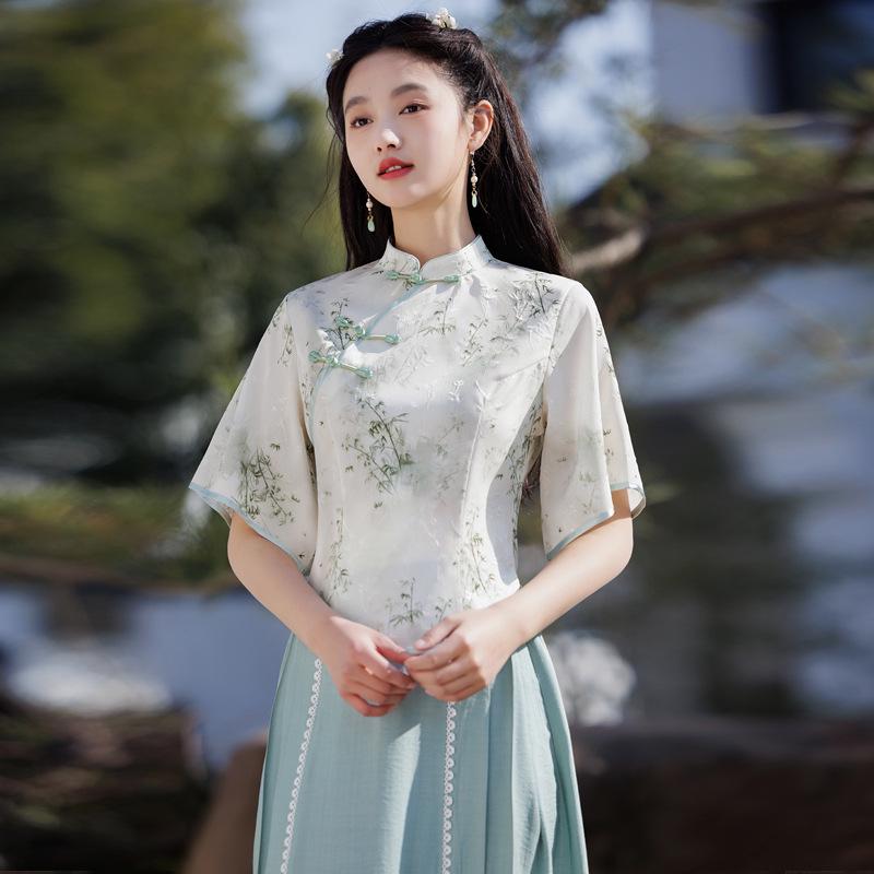Top Cheongsam cu mâneci medii în stil retro chinezesc pentru femei, vara 2025