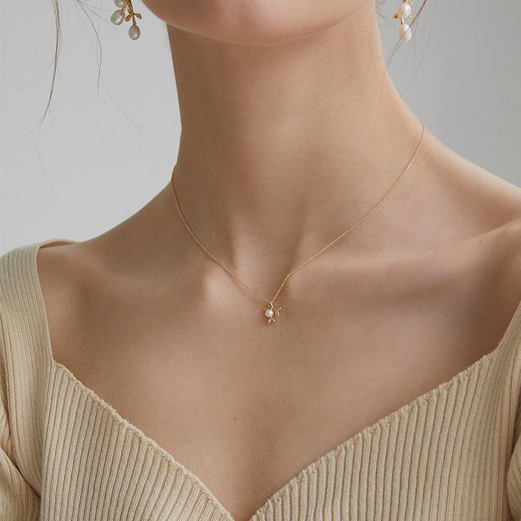 14K Gold-Plated Sterling Silver Pearl & Peach Blossom Necklace for Women - Simple Clavicle Design 14K Gold