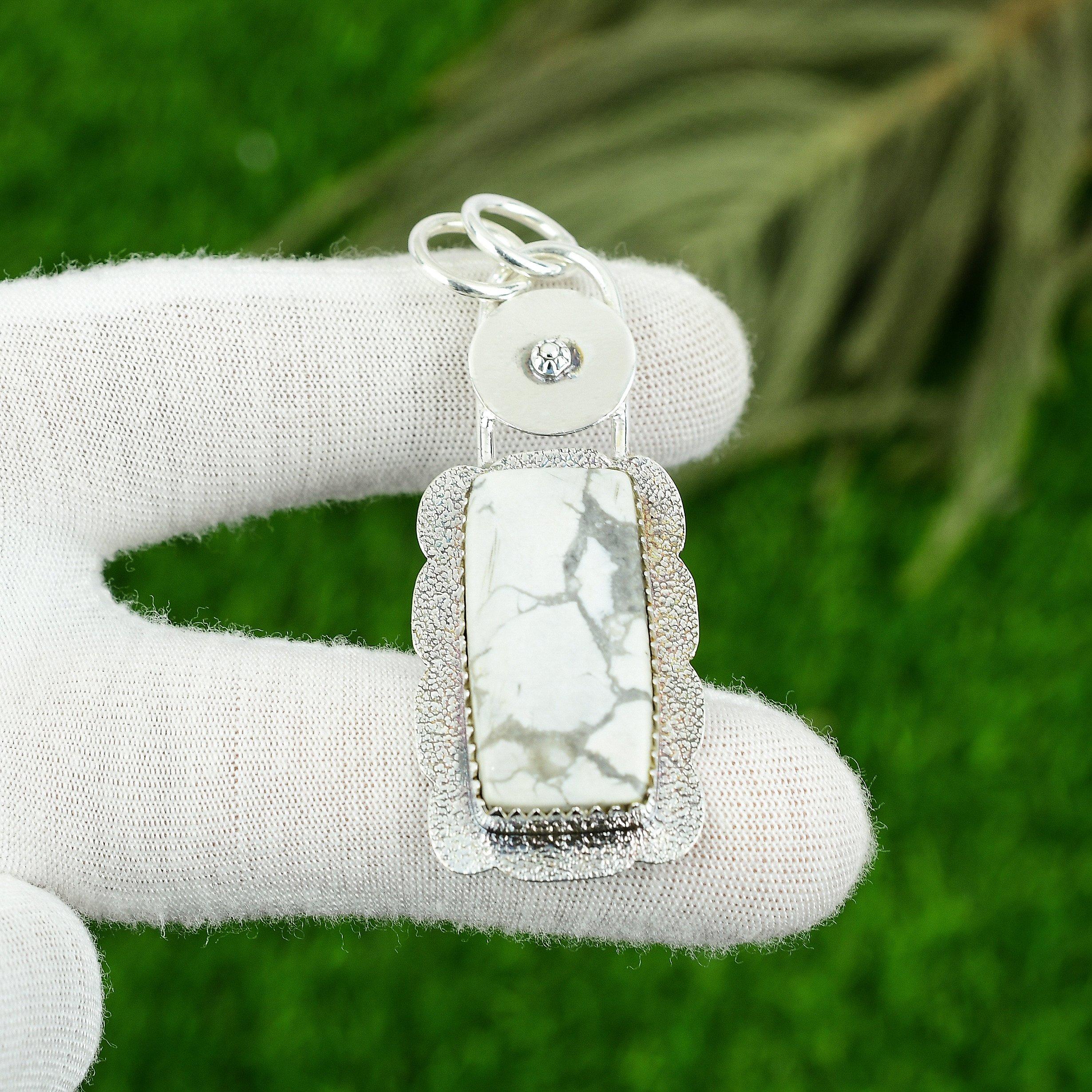 Mothers day Deal Radiant Howlite Gemstone Ethnic Wife Pendant Jewelry 925 Silver