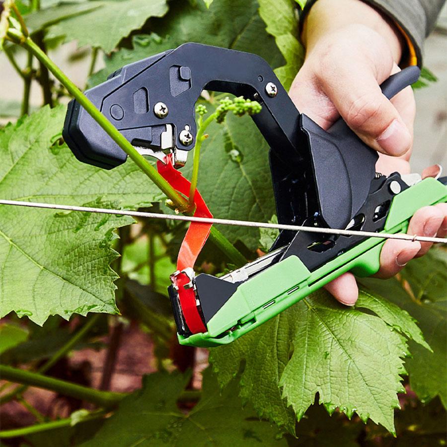 Professional Garden Hand Tying Machine Plant Lightweight Garden Tools Plant Tape Tool for Vegetables Grapes Tomatoes Cucumbers