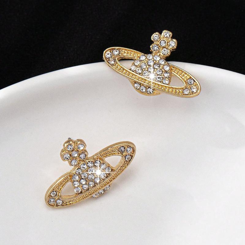 1 Pair Fashionable Creative Personalized Rhinestone Skull, Flower & Planet Stud Earrings For Ladies, Stylish For Daily Commuting And Versatile Wear