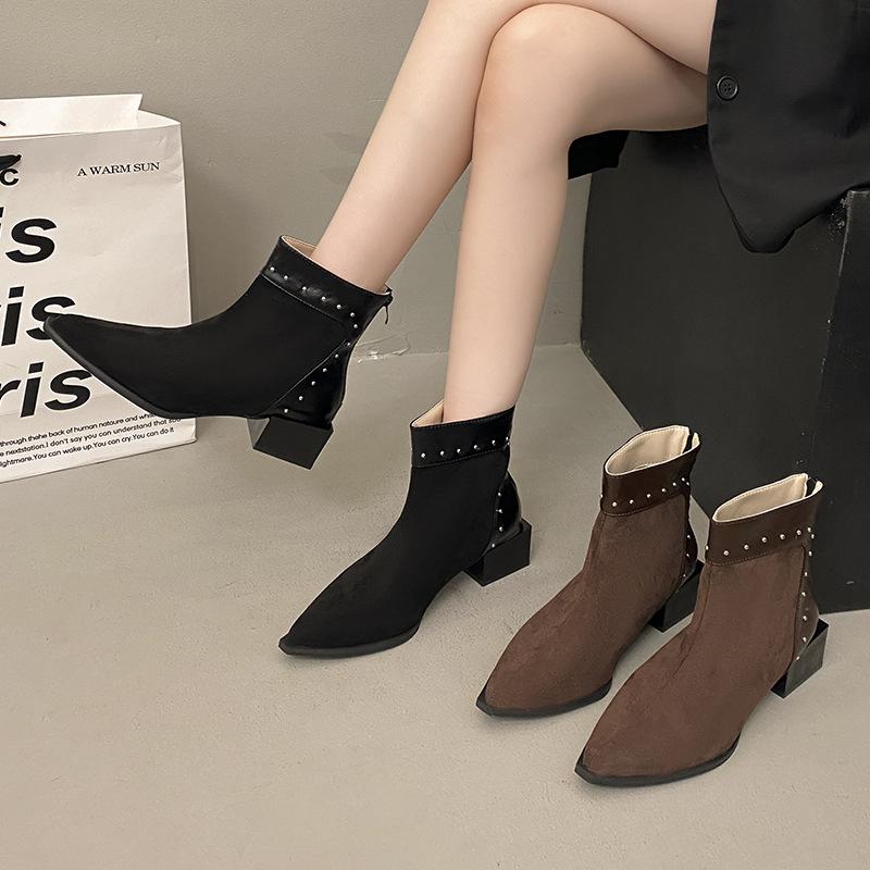 Thick-heeled Short Boots Women's 2026 Autumn and Winter New Engagement Toast Red Bride Shoes Xiuhe Chinese High-heeled Wedding Boots