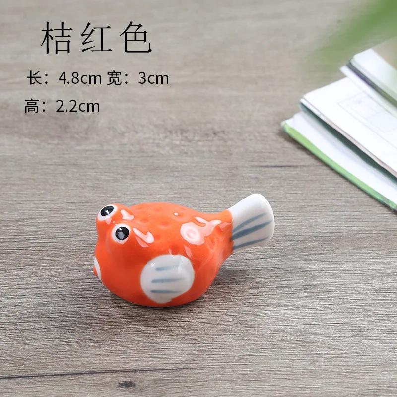 1PC Ceramic Chopstick Holder Puffer Fish Chopsticks Rest Cute Chopstick Rack for Chopsticks Dinnerware Stand