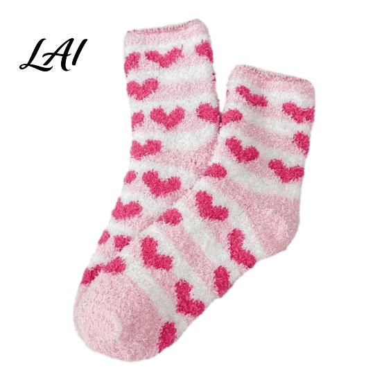 Plush Home Slippers 1 Pair Women Fuzzy Socks for Valentine's Day Warm Fluffy Coral Fleece Day Slipper Socks Fall Winter Thick Sleeping Gift Holiday