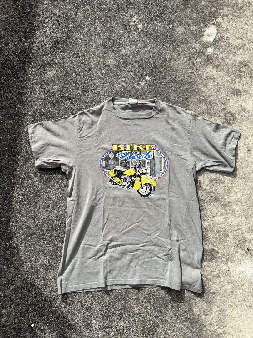 

[Б/У] Футболка Looney Tunes 90-х в стиле аниме, с персонажем на велосипеде, сделано в США