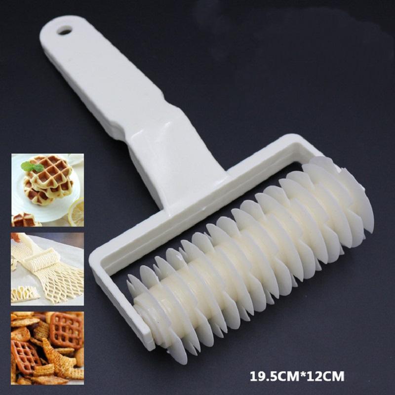 Mesh Cutter Vegetable Cutter Mesh Dough Roller Knife Pizza Roller Mesh Knife Pineapple Dough Flower Knife Kitchen Baking Tool