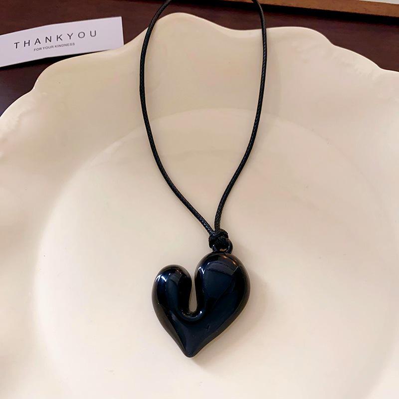 Chinese Zen Style Retro Clavicle Necklace – Elegant, High-End Ethnic Jewelry