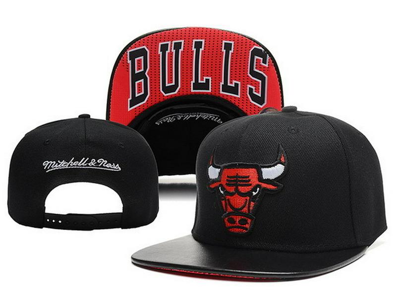 Chicago Bulls Cross Bull Embroidered Duckbill Cap, Unisex Korean Style Baseball Hat