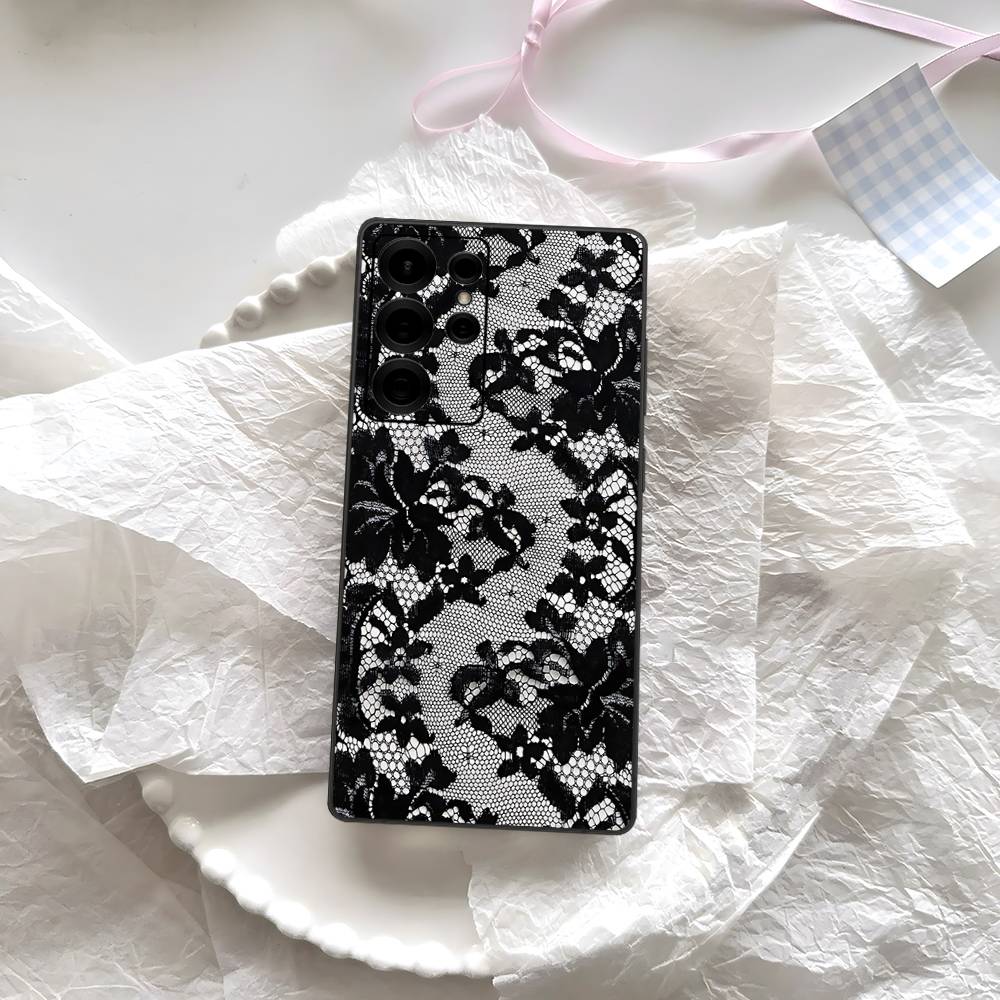 Black Lace Pattern Personalized Mobile Phone Case For Samsung S 24 Fe 25 Ultra Plus 20 Lite 21 30 22 23 24 22 Ultra 5G Fundas