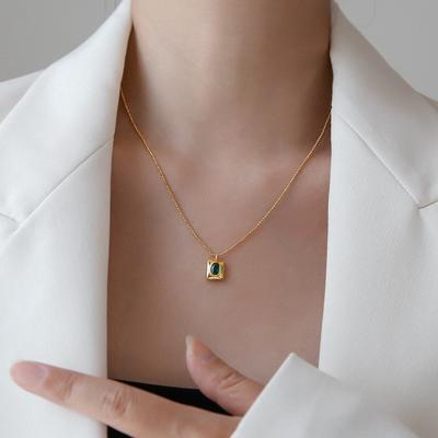 New 316L Stainless Steel High-Grade Green Crystal Square Pendant Stainless Steel Necklace For Woman Korea Girl's Fashion Jewelry Sexy Neck Chain