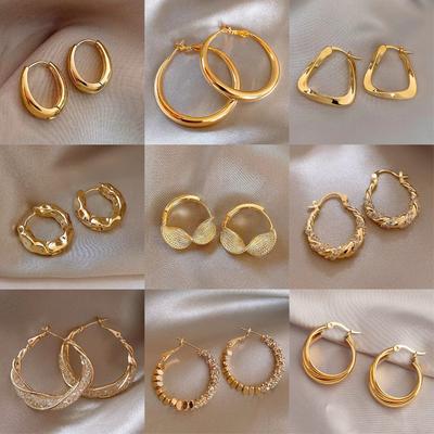 Temperament Gold Pigment Circle Earrings Niche Design Ear Buckle Light Luxury Retro High-end Earrings