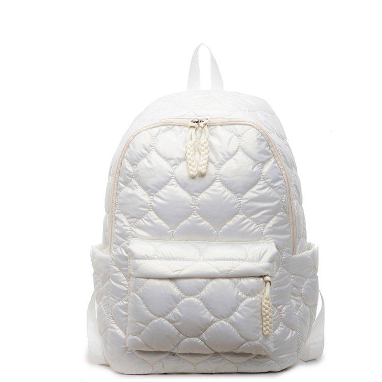Simple Design Quilted Backpack Casual Daily Backpack for Women Lightweight Classic Style Ideal for School Travel Commute and Fashion Outfits