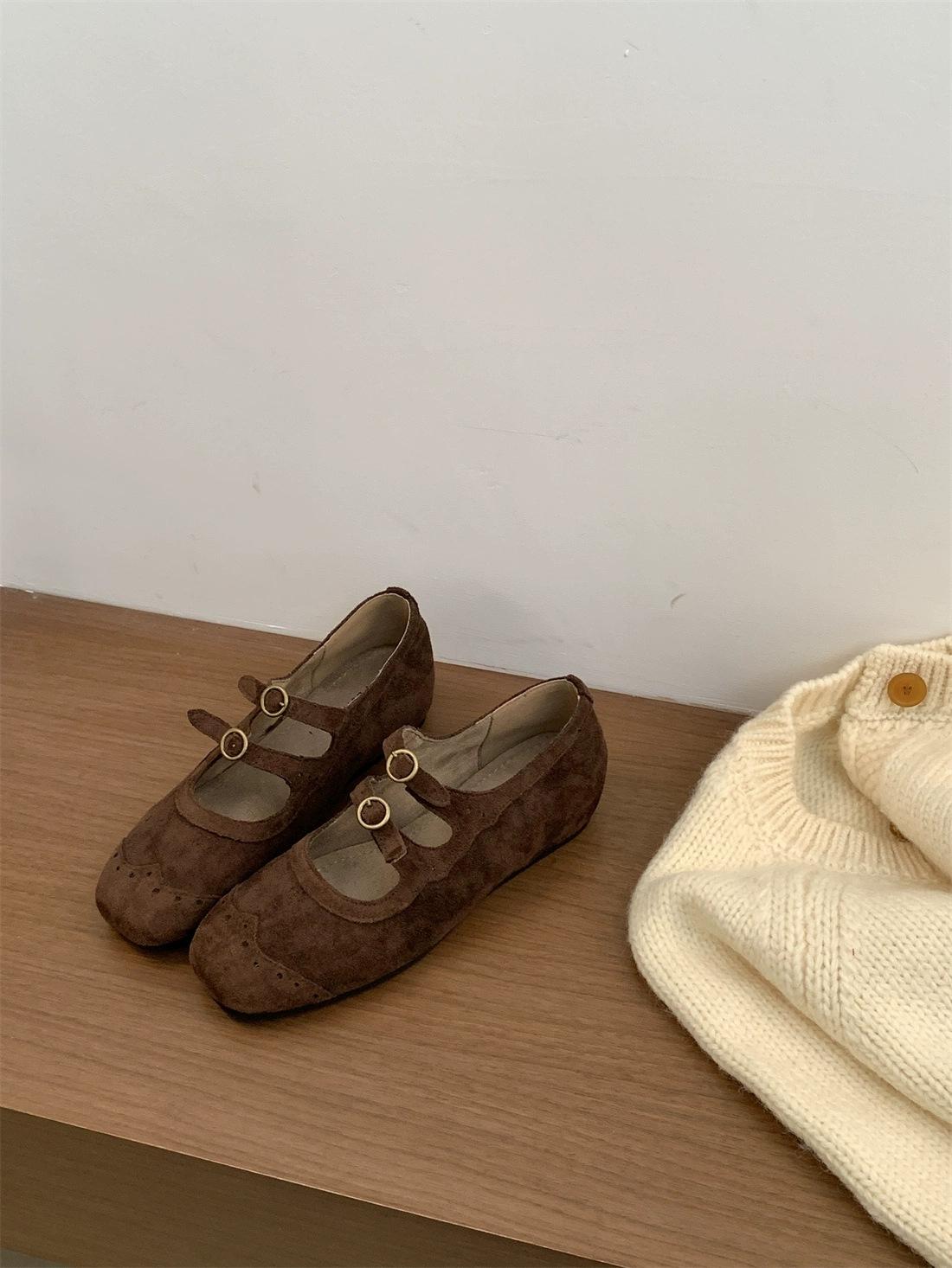 

2025 square head inner height increase single shoes women s versatile retro fashion Internet celebrity bow small height increase Mary Jane shoes 40 темно-коричневого