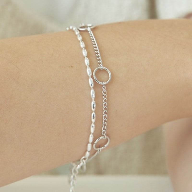 

LAYERMOOD mini circle line bracelet-silver free