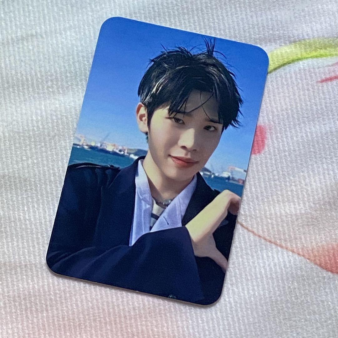 

[USED] ZB1 Kim Tere Sanok Pre-Recorded Sweat Korean Trading Card