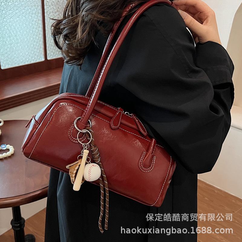 Simple Internet Celebrity Bag 2025 New Fashion Autumn and Winter Shoulder Women's Bag High Sense Underarm Versatile Boston Bag Tide