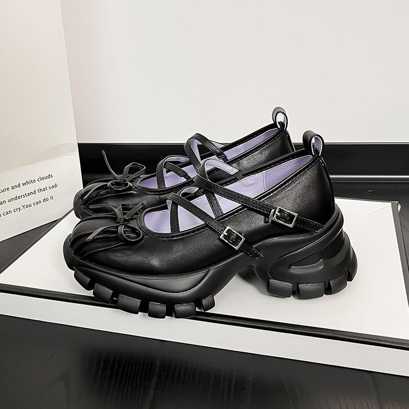 

Spring and summer new thick-soled high-heeled soft-soled thick-heeled light-mouth single shoes niche silver Mary Jane women s shoes 40 чорний