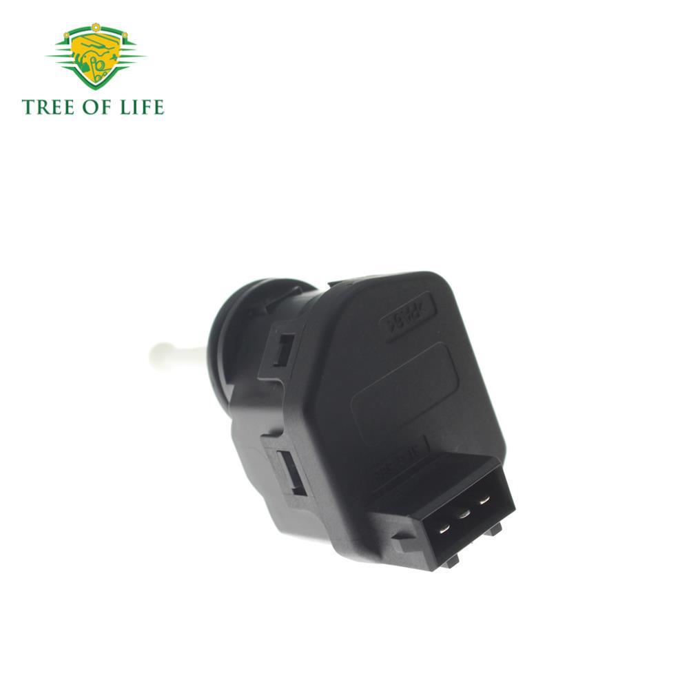 3B0941295A: New Headlight Height Adjustment Motor for Volkswagen Passat B5 Variant.