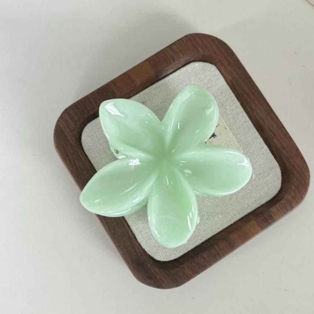 Flower Hair Claw Clip for Women Fashion Hair Clips Crab Clamp Barrettes Girls Hair Accessories Summer Shark Hairpin Headwear 1pc