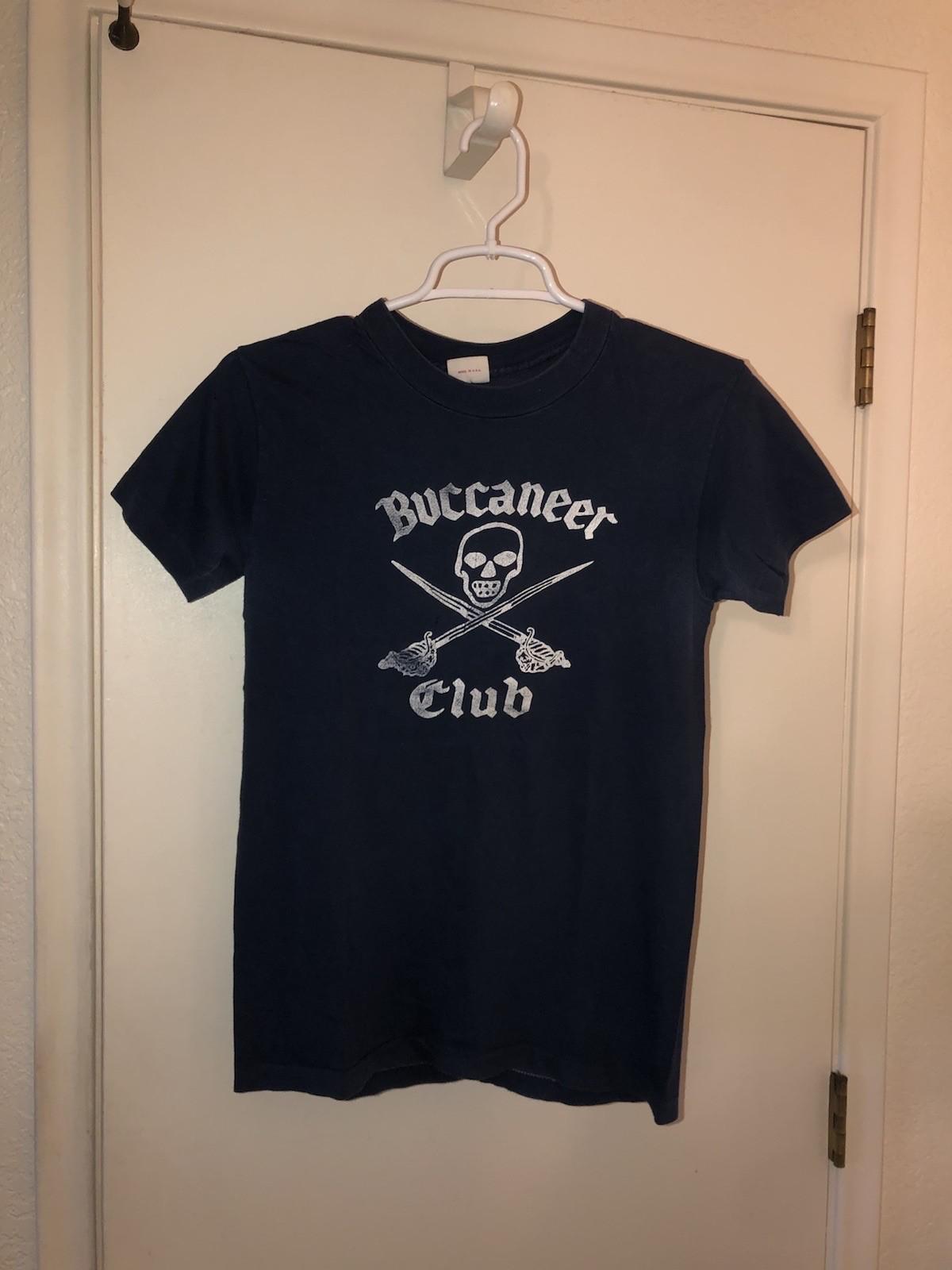 Vintage 1970s Buccaneer Club Navy Blue Belton Sz Small (Y-XL) Pirate Unisex T-Shirt S
