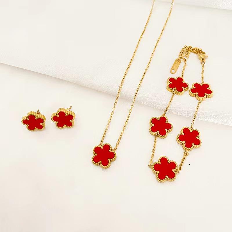 3 Pieces of Stainless Steel Plum Blossom Plant Five Leaf Necklace, Bracelet, Earrings, Women's Jewelry Set