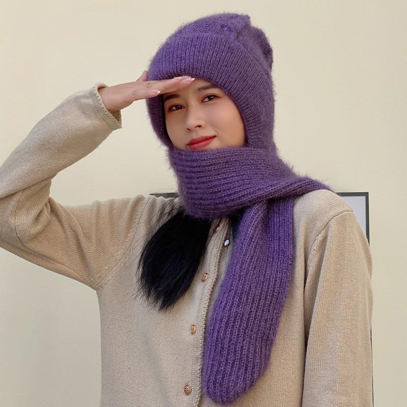 Autumn and Winter Squirrel Velvet Warm Women's Wool Hat Versatile Snow Hat Cold Winter Hat Scarf Integrated Knitted Hat