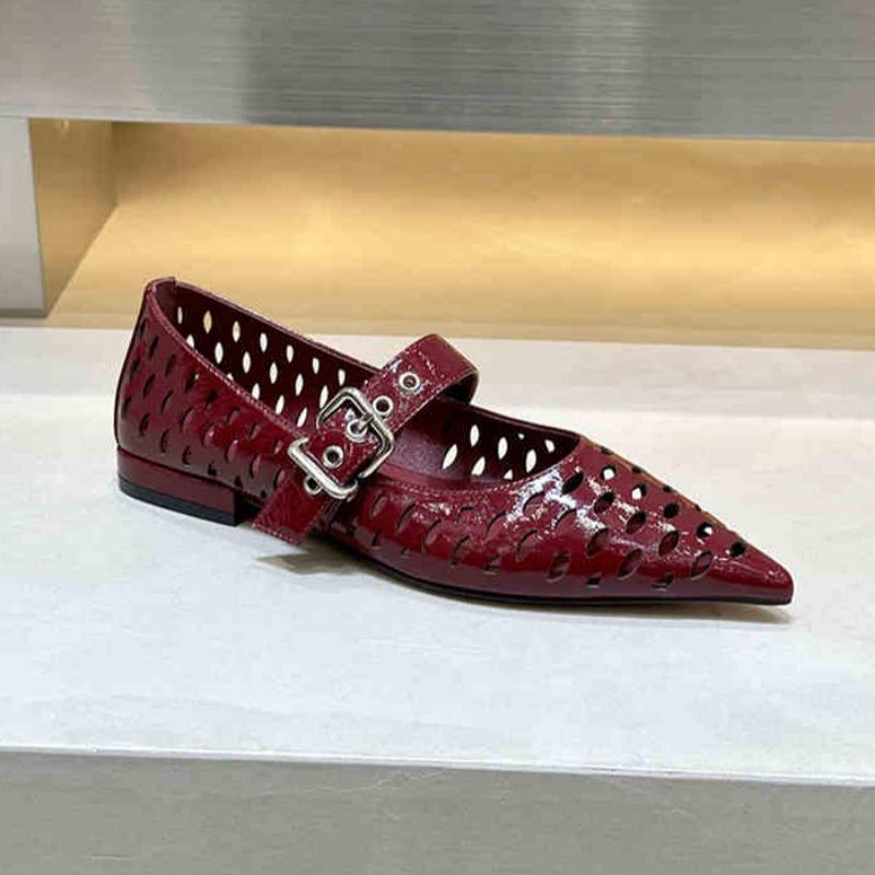Spitze Zehenpartie Ausgeschnittene Sandalen Damen Mary Janes Schuhe Niedrige Absätze Sommer 2025 Trend Flach Klobig Leder Schnallenriemen Kleid Party