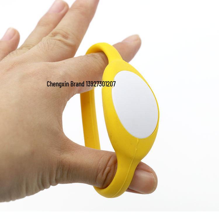 High-Frequency RFID Silicone Wristband FM11RF08 for Identity Recognition