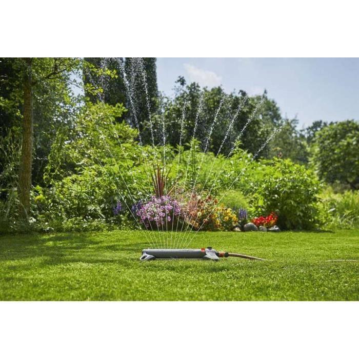 AquaZoom S Viereckregner - GARDENA - Fläche 150 m² - Reichweite max. 15 m - UV- und frostbeständig - 5 Jahre Garantie