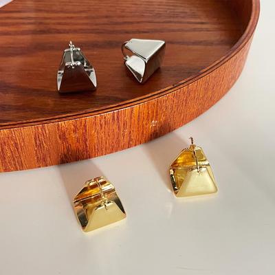 2025 Nouveaux Boucles d'Oreilles Manchette en Métal Géométrique Triangle Européen pour Femmes