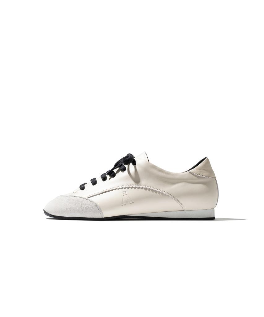Aprilfor 505 Off-White Solid Marumaru Sneakers