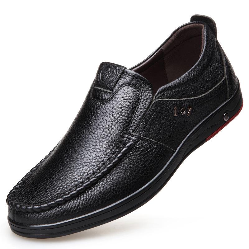 2025 Spring and Autumn New Men's Casual Leather Shoes Men's Soft Leather Soft Sole Leather Foot Cover Middle-aged Dad Shoes Sandals 8826