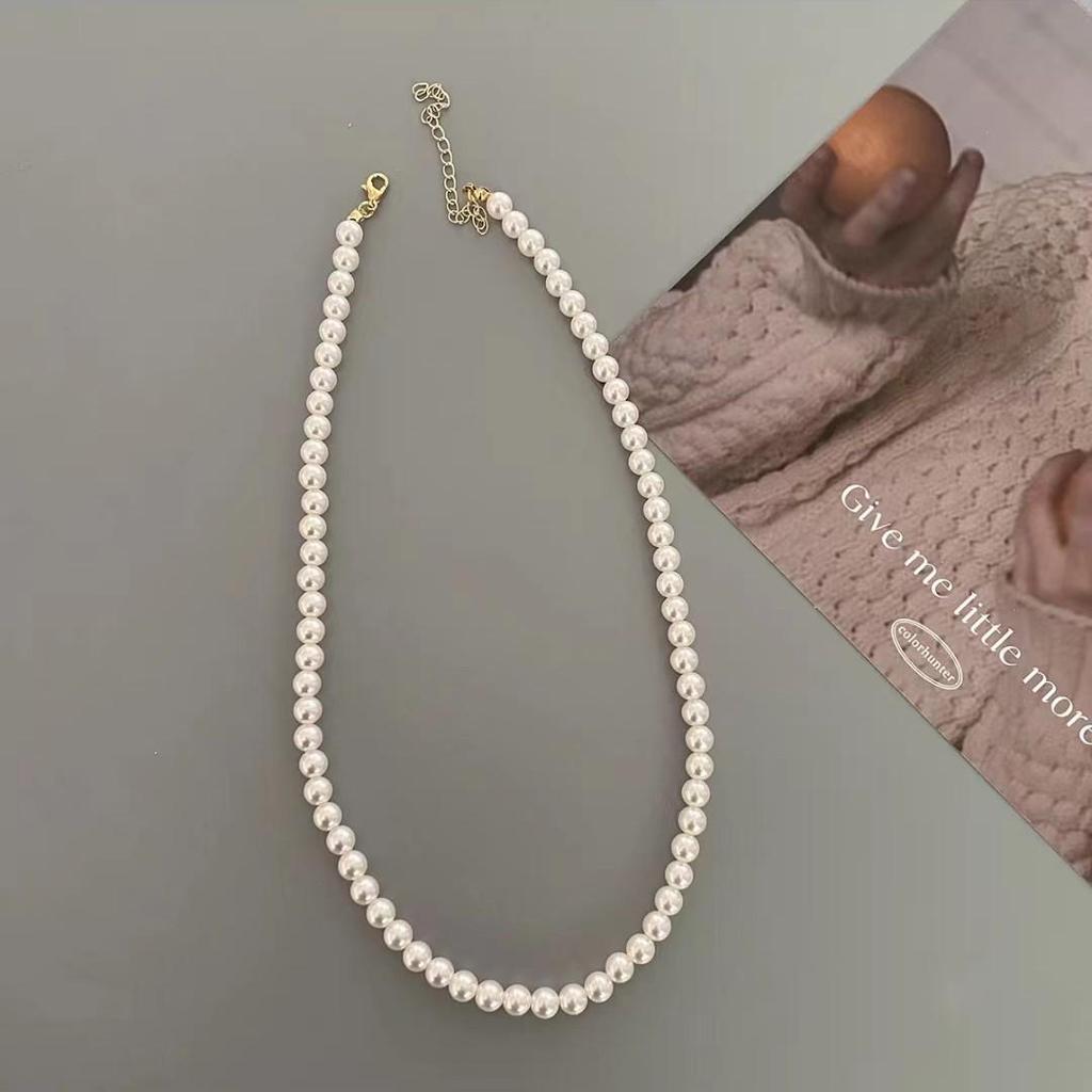 Französische leichte Luxus-Imitationsperlenkette: Elegante, vielseitige Mode-Schlüsselbeinkette für Damen