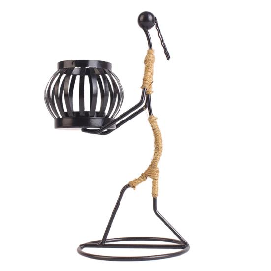 

Металлический подсвечник ручной работы в форме человека подсвечник железный художественный рисунок чай C