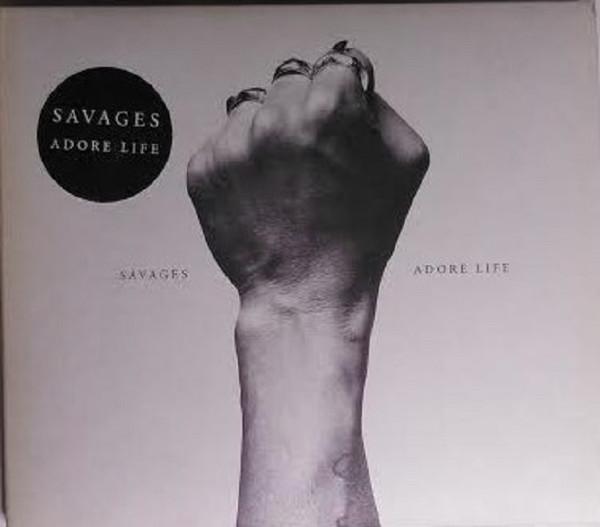 

CD SAVAGES - Adore Life OLE10762 Matador 2016 US Rock Used
