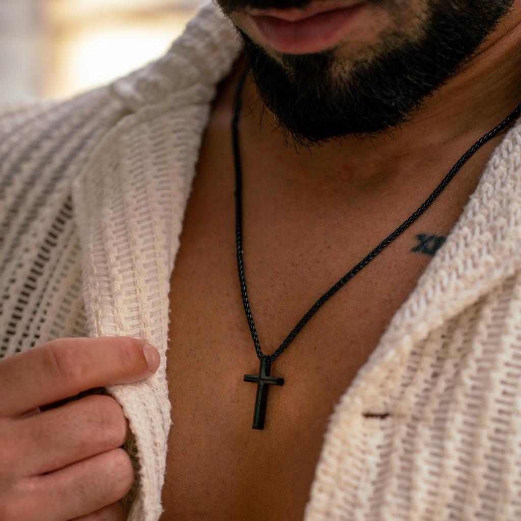 Chain Necklace Pendant Stainless Steel 60cm Black with Jewelry Box Gift Cross Band Jesus [SERASAR] Men's -
