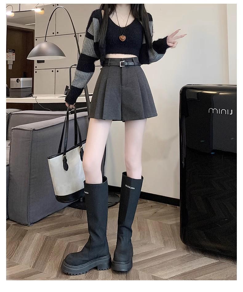 Woolen High-Waist Wide-Leg A-Line Shorts for Women, Petite Fit, Coffee Color, Perfect for Autumn and Winter