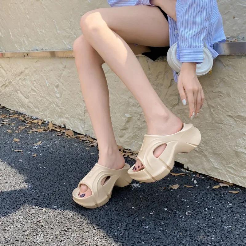 Outdoor Women's High Heel Slippers Hot Sell Comfortable Soft Women's Thick-soled EVA Sandals New Sandalias De Mujer Verano 2025