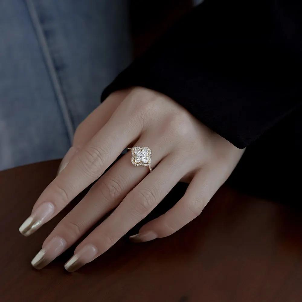 YILUOCD Shiny 5A Cubic Zirconia Four Clover Rings for Women CZ Lucky Ring Daily Classic Jewelry Lady Party Banquet Gifts