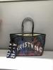 CHRISTY NG Graffiti-Print Große Vielseitige Tote & Umhängetasche für Mütter und Kinder