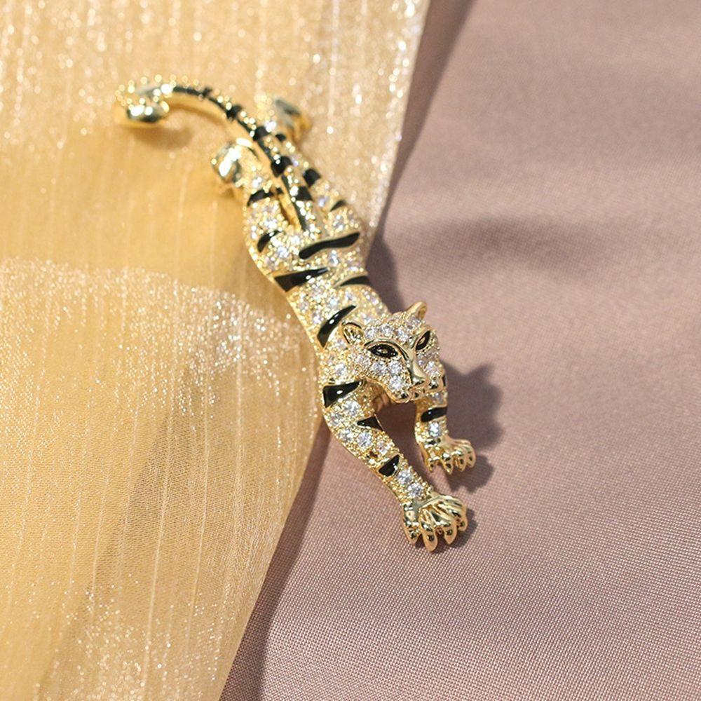 Zinc Zinc Alloy Female Animal New Year Gifts Enamel Badges Tiger Brooches Korean Style Pin Fashion Jewelry