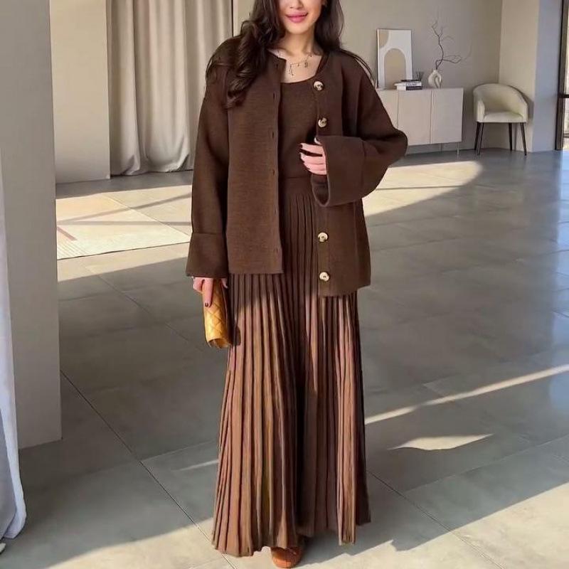 2025 Autumn/Winter Casual Solid Color Round Neck Loose Sweater & Skirt Set
