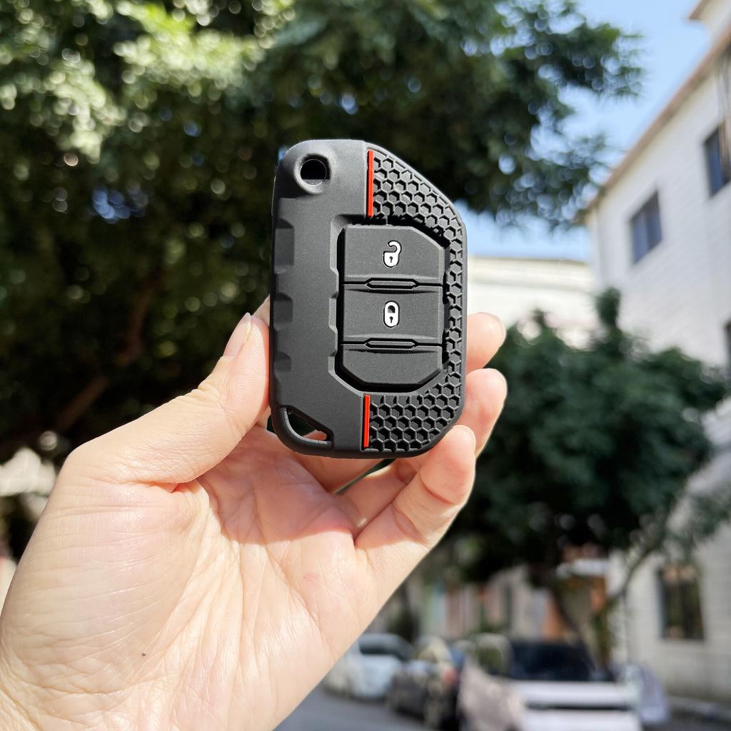 Car Accessories Protector For Jeep JL 2021 Wrangler JLU Gladiator Grand Cherokee Silicone Car Key Caps Holder Folding Key Case
