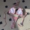 2 ks/sada Dámské sexy bikini set světlý povrch umělá perla podprsenka šněrovací sada tanga rychleschnoucí plavky plážové oblečení