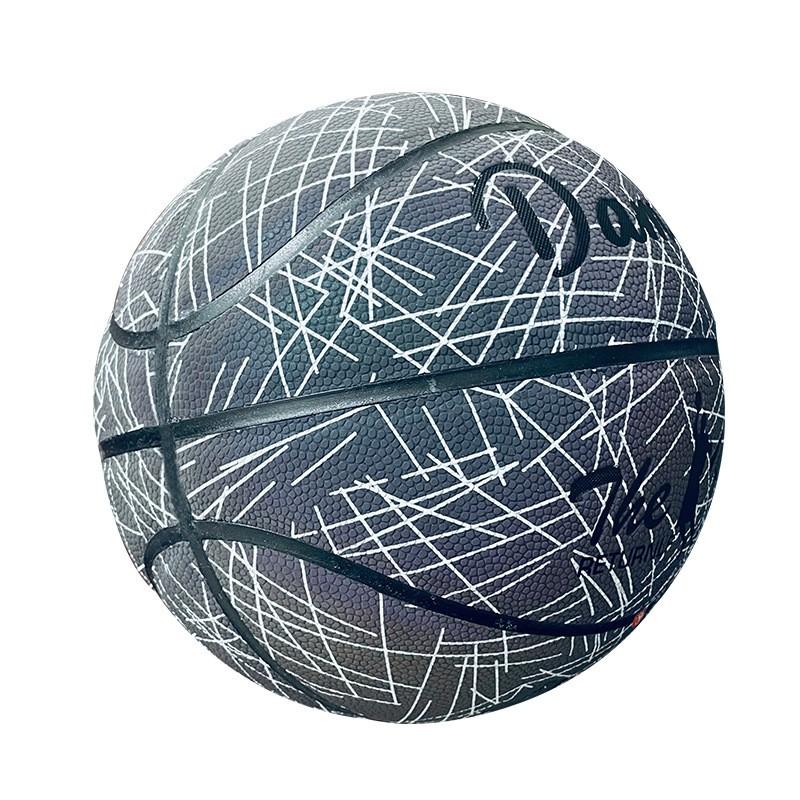 Pallone da Basket Riflettente Luminoso al Buio per Bambini e Adulti Gioco Notturno all'Aperto Taglia 5/6/7 Pallone Sportivo in PU Con Accessori