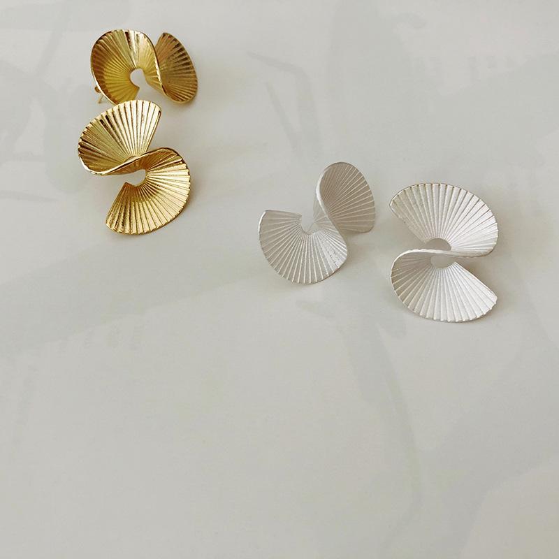 Silver S-Shaped Fan Stud Earrings for Women: French niche design with high-end elegance and a unique industrial texture.