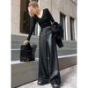 Schwarze High-Waist-Hose mit weitem Bein aus Kunstleder, lockere Passform, lässige Damenmode, stilvolle Alltags-Hose