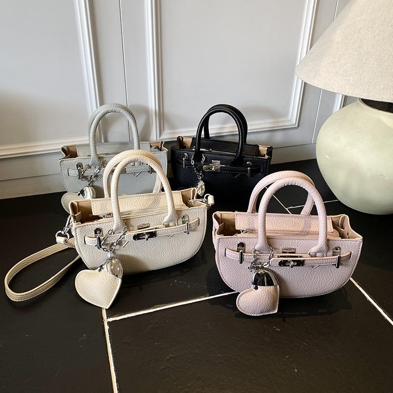 New Women's Bag Fashionable and Versatile Platinum Bag Solid Color Portable Shoulder Oblique Span Bag