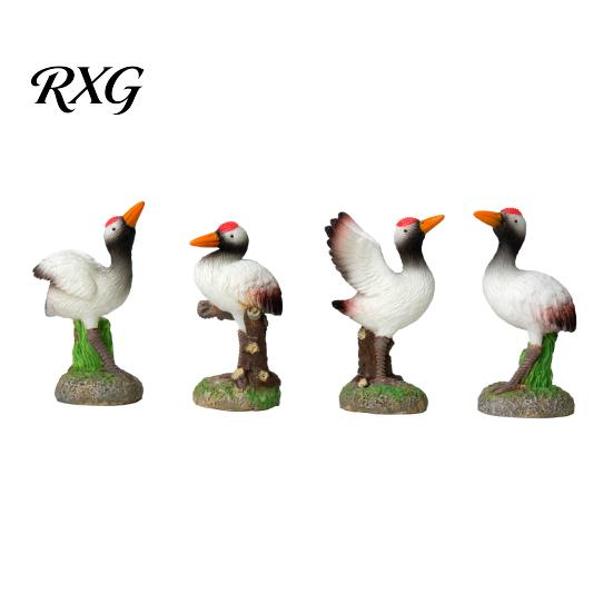 Fade Resistant Garden Animal Decor Resin Red-Crowned Bird Figurines, Realistic Statues with Rock Base, Mini Landscape Micro Ornaments for Tea